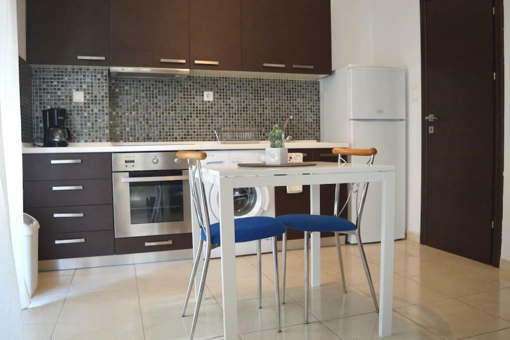 סלוניקי Cosy Studios 1 Close To The City Center מראה חיצוני תמונה